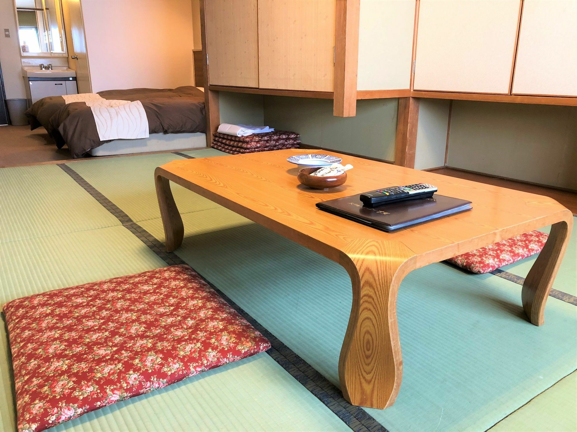 Hotel Sunny Shiga Yamanouchi  Exterior photo